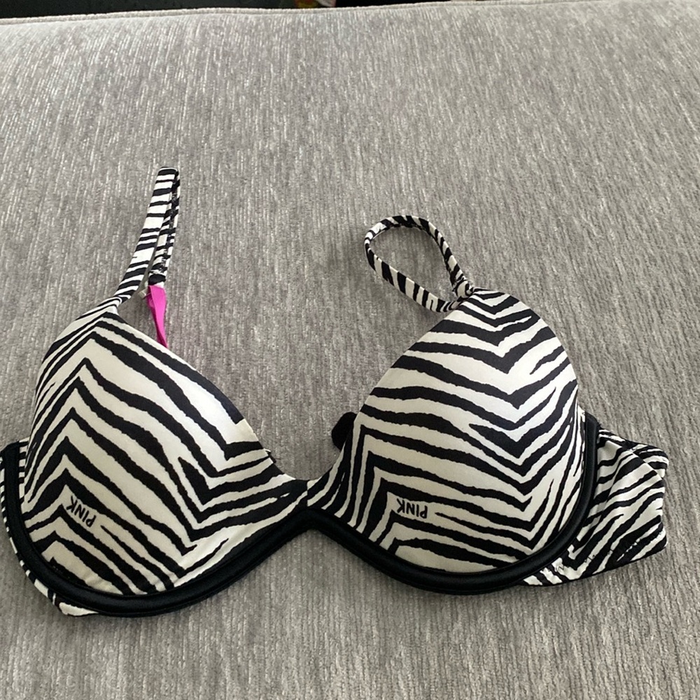 PINK scoop neck bra